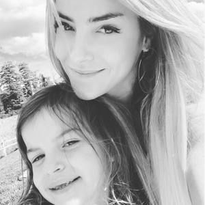 Meet your Posher, Stacey